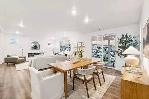 Dining - 24233 13th Ave SE, Bothell, WA 98021 photo 1 of 3
