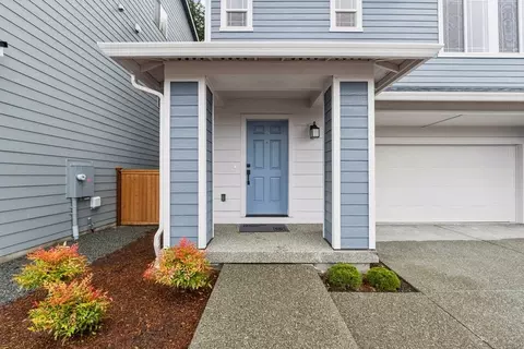 Exterior - 24233 13th Ave SE, Bothell, WA 98021 photo 1 of 4