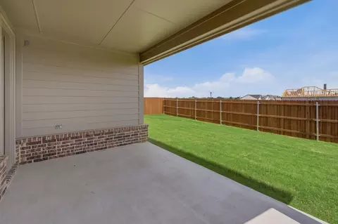 Exterior - 1217 Colca Dr, Springtown, TX 76082 photo 5 of 6