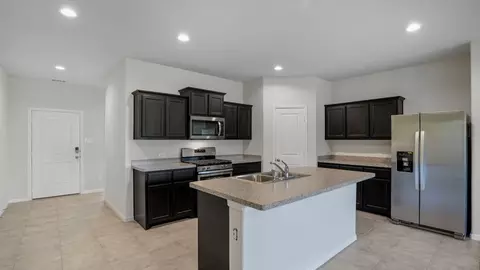 Kitchen - 2800 Hawk Dr, Denton, TX 76205 photo 2 of 9