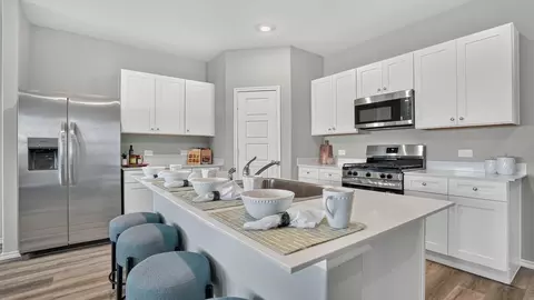 Kitchen - 2800 Hawk Dr, Denton, TX 76205 photo 2 of 8