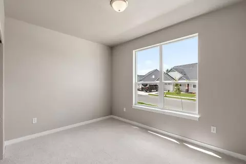 Bedroom - 1129 Pumpkin Rdg, Eagle Point, OR 97524 photo 1 of 1