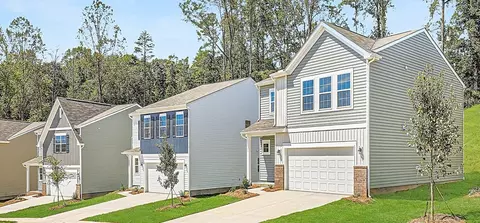 Exterior - 2012 Rexford Ct, Camden, SC 29020 photo 3 of 4
