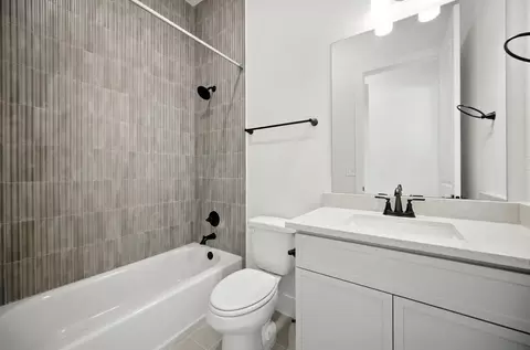 Bath - 168 Rieber Rd, Kyle, TX 78640 photo 3 of 6
