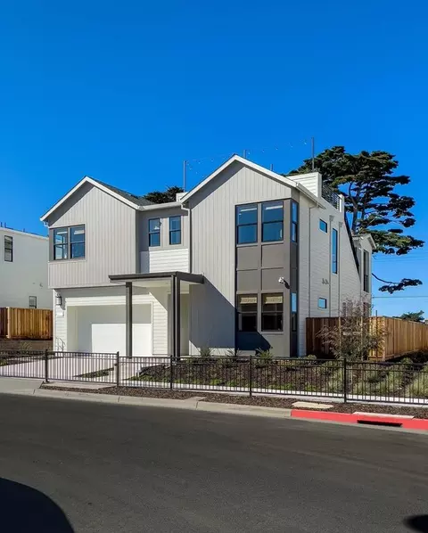 Exterior - 98 8th St, Marina, CA 93933 photo 5 of 6
