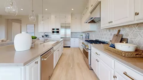 Kitchen - 98 8th St, Marina, CA 93933 photo 5 of 5