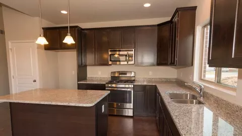 Kitchen - 930 E Drahner Rd, Oxford, MI 48371 photo 2 of 7