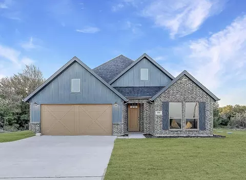 200 Sarra Ln, Poolville, TX 76487