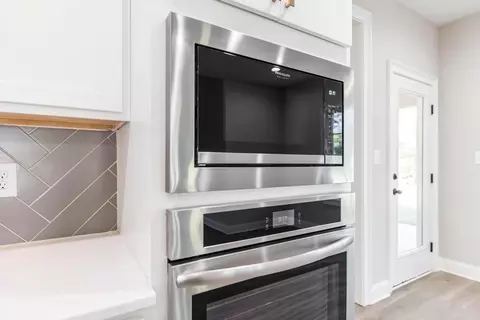 Kitchen - 7204 Bill Dorn Rd, Appling, GA 30802 photo 2 of 3