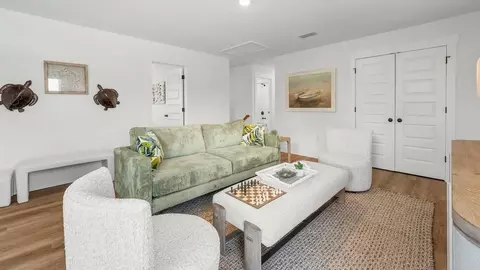 Entry Way - 19 Crest Dr, Miramar Beach, FL 32550 photo 7 of 8