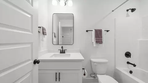 Bath - 19 Crest Dr, Miramar Beach, FL 32550 photo 5 of 6