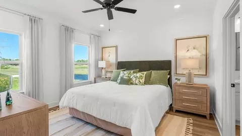 Bedroom - 19 Crest Dr, Miramar Beach, FL 32550 photo 1 of 8