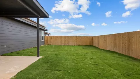 Exterior - 7304 9th St, Lubbock, TX 79416 photo 7 of 12