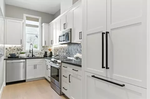 Kitchen - 1759 Mary Way, Dublin, CA 94568 photo 6 of 10