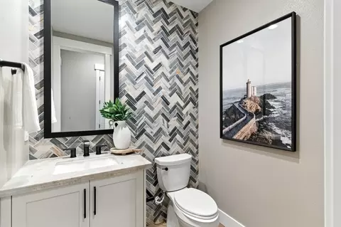 Bath - 1759 Mary Way, Dublin, CA 94568 photo 2 of 11
