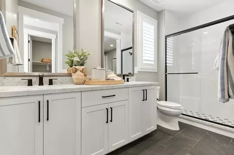 Bath - 1759 Mary Way, Dublin, CA 94568 photo 3 of 11