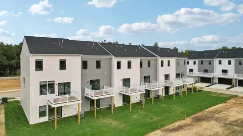 View/Area - 150 Soft Rush Ln, La Plata, MD 20646 photo 6 of 11