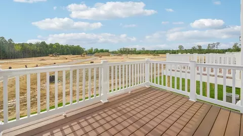 Exterior - 150 Soft Rush Ln, La Plata, MD 20646 photo 6 of 9
