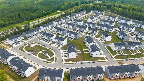 View/Area - 150 Soft Rush Ln, La Plata, MD 20646 photo 3 of 11