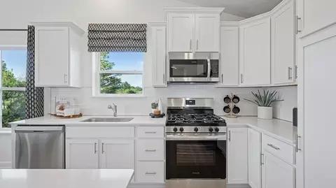 Kitchen - 703 Erickson Ln, Buffalo, MN 55313 photo 3 of 6