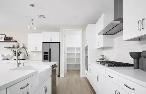 Kitchen - 26705 Silver Ore Rd, Menifee, CA 92585 photo 2 of 6