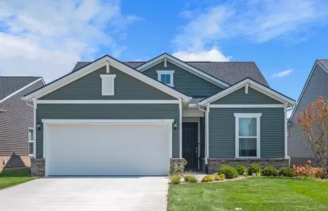 5311 Paisley Cir, Milford, MI 48381