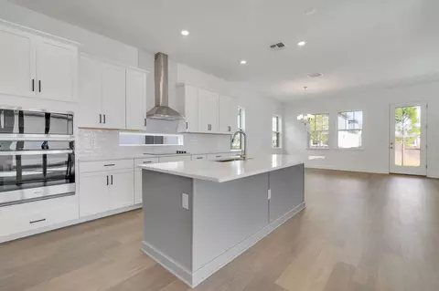 Kitchen - 6406 Rover Way, Saint Cloud, FL 34771 photo 3 of 7