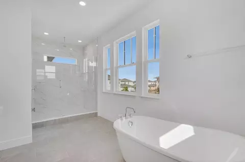 Bath - 6406 Rover Way, Saint Cloud, FL 34771 photo 2 of 7