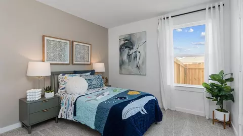 Bedroom - 13 Robin Ct, Angleton, TX 77515 photo 2 of 7