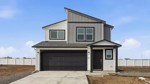 86 S Airlift St, Airway Heights, WA 99001