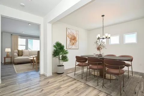 Dining - 5817 Montrose Ct, Morrow, OH 45152 photo 1 of 4