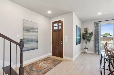 Entry Way - 3076 Tall Pine Ln, Corinth, TX 76210 photo 4 of 7