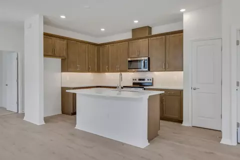 Kitchen - 7542 Sea Oak Ct, Parrish, FL 34219 photo 1 of 5