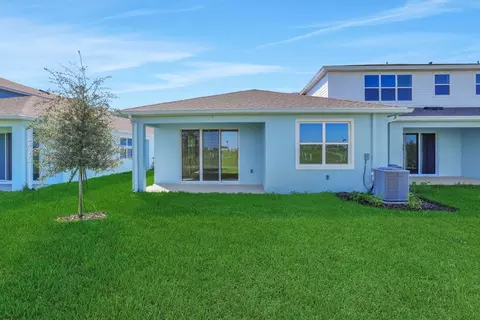 Exterior - 7542 Sea Oak Ct, Parrish, FL 34219 photo 5 of 9