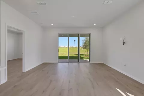 Living - 7542 Sea Oak Ct, Parrish, FL 34219 photo 1 of 6