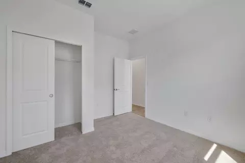Bedroom - 7542 Sea Oak Ct, Parrish, FL 34219 photo 2 of 7