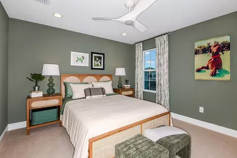 Bedroom - 3386 Yellow Leaf Cir, Spring Hill, FL 34609 photo 5 of 5