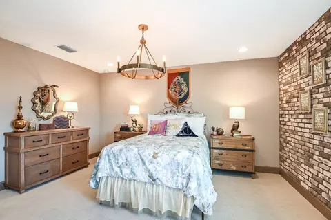 Bedroom - 3386 Yellow Leaf Cir, Spring Hill, FL 34609 photo 3 of 5