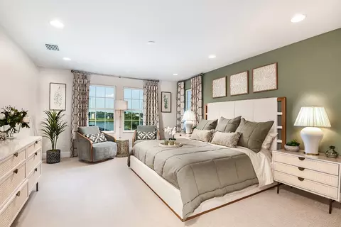 Bedroom - 3386 Yellow Leaf Cir, Spring Hill, FL 34609 photo 1 of 5