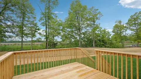 Exterior - 113 Cornerstone Dr, Williamsburg, OH 45176 photo 11 of 12