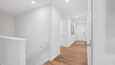 Entry Way - 113 Cornerstone Dr, Williamsburg, OH 45176 photo 10 of 11