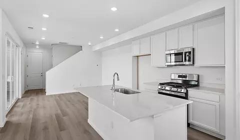 Kitchen - 24161 E 30th Pl, Aurora, CO 80019 photo 1 of 2
