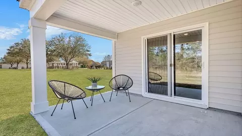 Exterior - 102 Sabel Ct, Guyton, GA 31312 photo 4 of 5