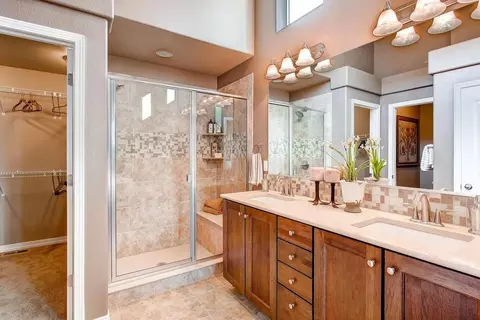 Bath - 17534 Cerberus Ct, Monument, CO 80132 photo 6 of 8