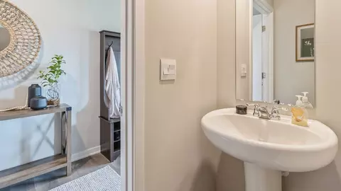 Entry Way - 2211 Bugge Dr, Adel, IA 50003 photo 3 of 3