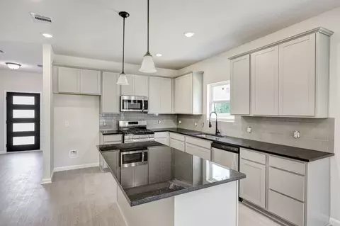 Kitchen - 8419 Shyleaf Ct, Fulshear, TX 77441 photo 2 of 4