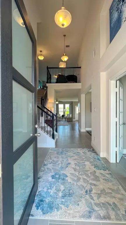 Entry Way - 8419 Shyleaf Ct, Fulshear, TX 77441 photo 3 of 5