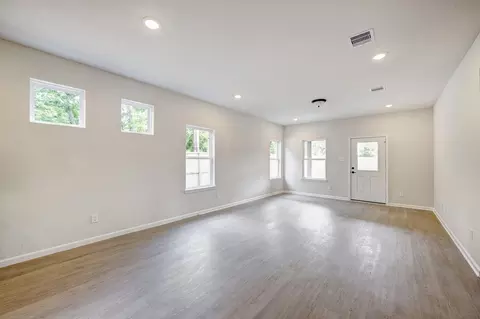 Living - 8419 Shyleaf Ct, Fulshear, TX 77441 photo 2 of 3