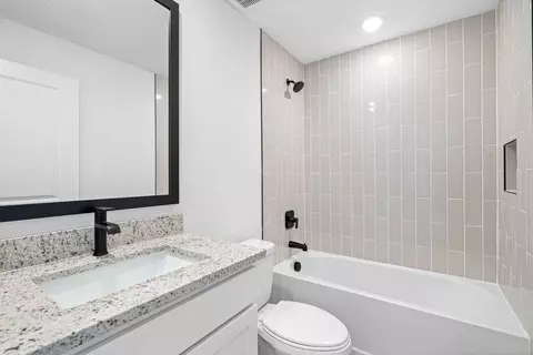 Bath - Undisclosed, Spring Hill, FL 34609 photo 2 of 2