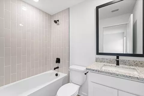 Bath - Undisclosed, Spring Hill, FL 34609 photo 1 of 2